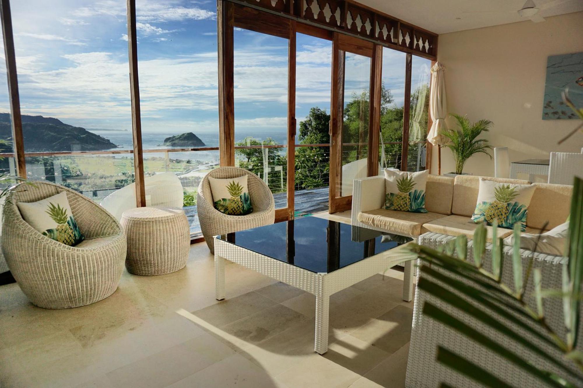 Villa Atas Pelangi Kuta  Bagian luar foto
